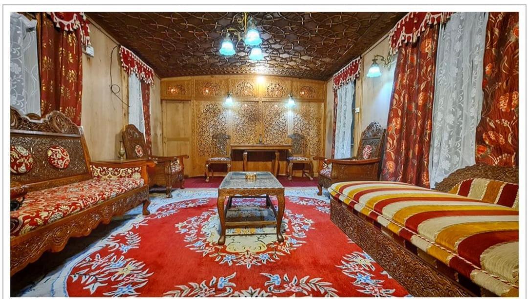 Lala Rukh Group Of Houseboats Hotel ศรีนาการ์ ภายนอก รูปภาพ