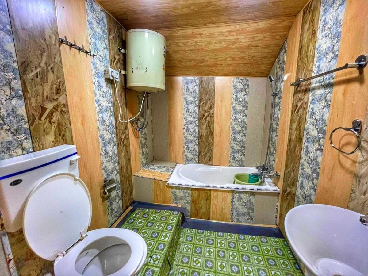 Lala Rukh Group Of Houseboats Hotel ศรีนาการ์ ภายนอก รูปภาพ